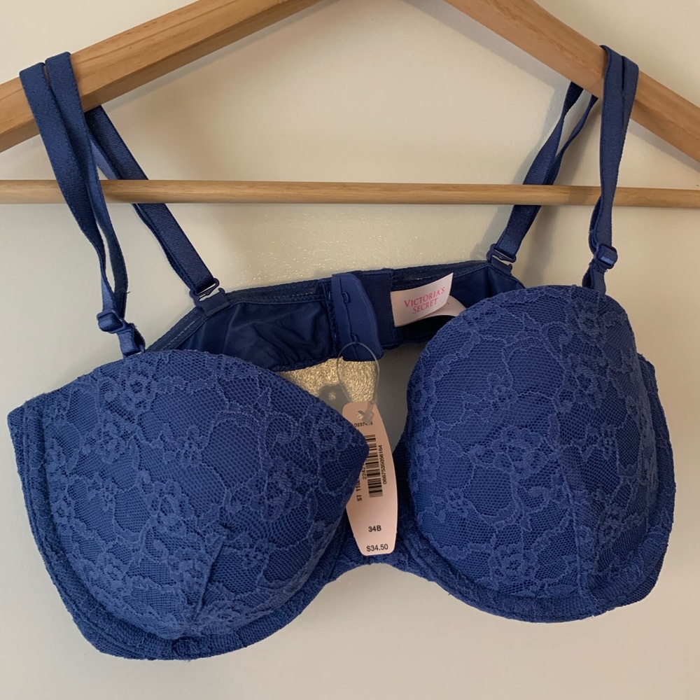 Victoria secrets Bra. (Brand new)